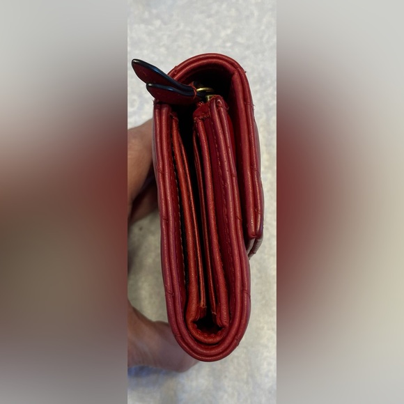 Gucci Marmont Red Compact Wallet - Picture 3 of 10